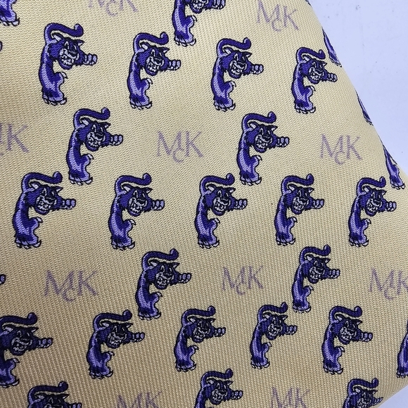 Vineyard Vines custom collection McK purple tiger yellow tie - Picture 2 of 4